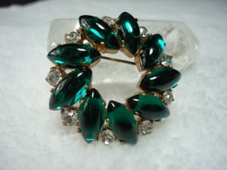 Gorgeous Vintage Green Cabochon Marquise & Clear Rhinestone Gold Tone Pin Brooch