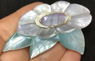 Vintage Jewellery Stunning Carved Mother Of Pearl Large Water Lily Brooch