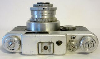 ARGUS 35mm CAMEA With an f/3.  5 35mm COATED LENS 3