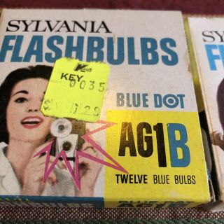 Three vintage Sylvania boxes of blue dot flash bulbs AG1B & AG1 31 Bulbs 3
