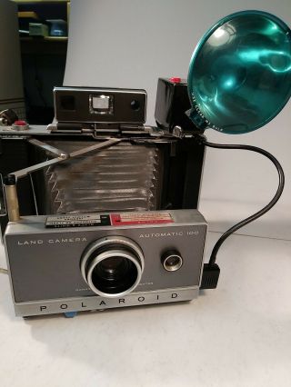 Polaroid Land Camera With Flash automatic 100 2