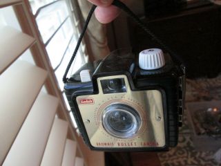 Kodak Brownie Bullet Camera - Dakon Lens - Fun Vintage - Made In Rochester,  Ny