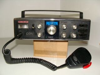 Vintage Courier Gladiator Ssb Cb Radio