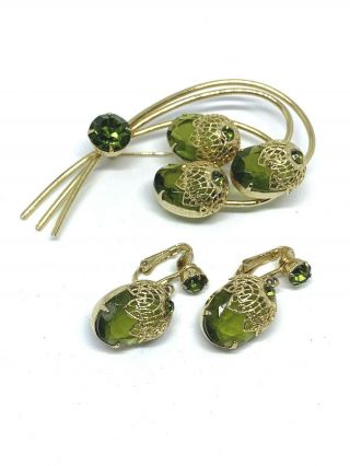 Vintage Sarah Coventry Pin Brooch Earring Set Clip On Gold Tone Green Stone