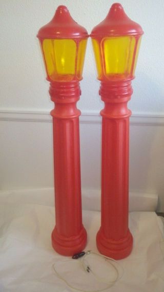 Vintage 40 Inch Union Products Lantern Lamp Post Christmas Blow Mold Light Red
