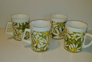 West Bend Thermo - Serv Daisy Plastic Set Of Four 4 " Coffee Cup/mugs Usa