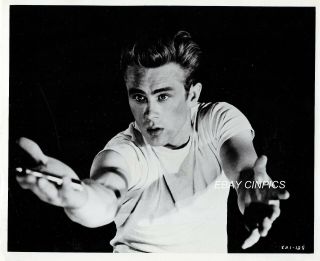 James Dean In " Rebel Without A Cause " 1955 Vintage 8x10