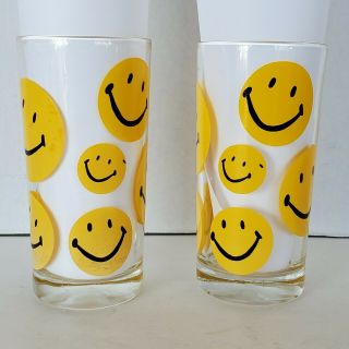 2 Vintage Smiley Face Collectible Drinking Glass Tumblers 5 1/2 