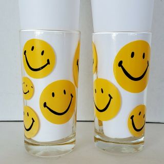 2 Vintage Smiley Face Collectible Drinking Glass Tumblers 5 1/2 