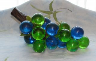 Vtg Mcm Lucite Acrylic Blue And Green Large Grapes Bunch