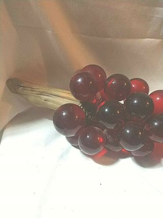 VINTAGE BRIGHT RED LUCITE ACRYLIC Grapes On Wood Stem - 15 INCHES LONG 3