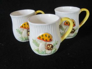 Set 3 Vintage Merry Mushroom Mugs Sears Roebuck & Co 1978 3 1/4 " Coffee Tea Cup