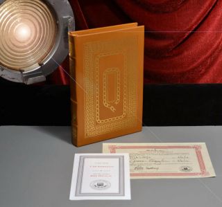 Signed Kirk Douglas Easton Leather Autograph Book,  " I Am Spartacus ",  Rip