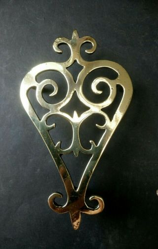 Antique Vintage Brass Sad Iron Trivet Stand Pierced Scrowl Work Rococo Style (b)