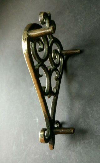 Antique Vintage Brass Sad Iron Trivet Stand Pierced Scrowl Work Rococo Style (b) 2