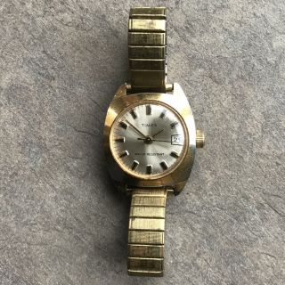 Very Cool Retro Vintage Timex Women’s Mechanical Watch Gold Tone Case Bin L