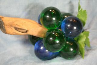 Vtg Blue and Green Lucite Grapes w/Driftwood Stem 3