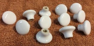 12 Vintage White Ceramic Porcelain Cabinet/drawer Knobs/pulls - Old Stock
