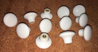 12 Vintage White Ceramic Porcelain Cabinet/Drawer Knobs/Pulls - Old Stock 2