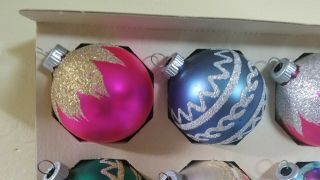 VTG 1950 ' s SHINY BRIGHT CHRISTMAS GLASS BALL ORNAMENTS PINK GREEN BLUE GLITTER 3