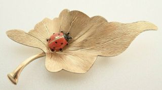 Vintage Krementz Signed Gold Tone Leaf W/ Enamel Ladybug Brooch Pin