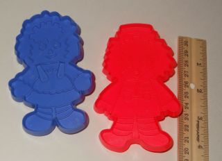 Vintage Raggedy Ann And Andy Plastic Cookie Cutters C.  The Bobbs Merrill Co.