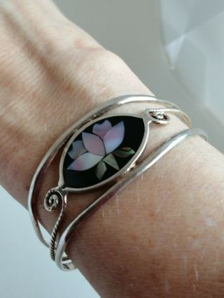 Vintage Sterling Silver Mother Of Pearl And Abalone Mexico Torque Bracelet 11.  5g