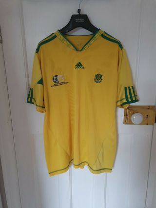 Rare Vintage 2009 South Africa Football Shirt Size M/l