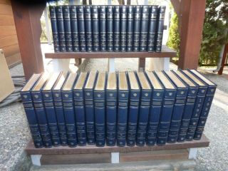 Encyclopedia Britannica 15th Edition Complete Set 32 Volume 1994 2 Yearbooks