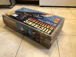 Vintage ELECTRONIC BATTLESHIP Game 1982 Milton Bradley MB,  Complete 3