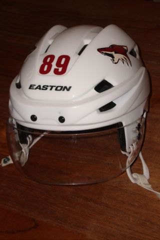 Arizona Coyotes Mikkel Boedker Game - Worn White Easton Helmet From 2014 - 15 Season