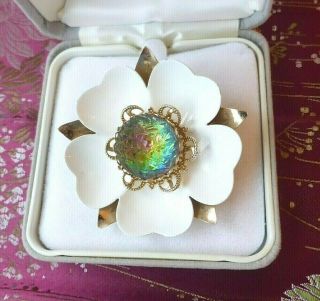 Vintage Sarah Coventry Canada Brooch 1960s 1970s 3d Flower White Gold.