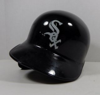 Chicago White Sox Game Issued Left Handed Black Batting Helmet 7.  125 Dp05829