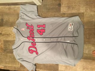 Detroit Tigers Victor Martinez Game Worn/used 2017 Mother’s Day Jersey