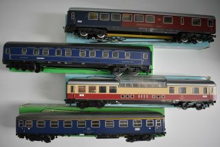 (4) Marklin Ho Vintage Passenger Cars - 4078 - 4029 - 4032 - 4090 With Boxes Al23