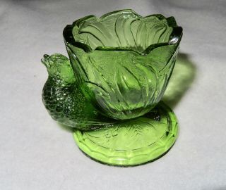 Vintage 2.  5 " Bird Egg Cup Green Glass Summit Glass