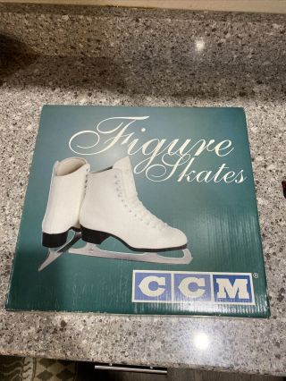 Vintage Girls Ccm Ice Skates,  Competitor,  Size 4,  1983
