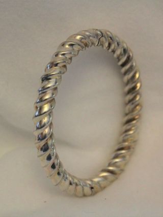 Vtg 925 Sterling Silver Twisted Oval Bangle Bracelet