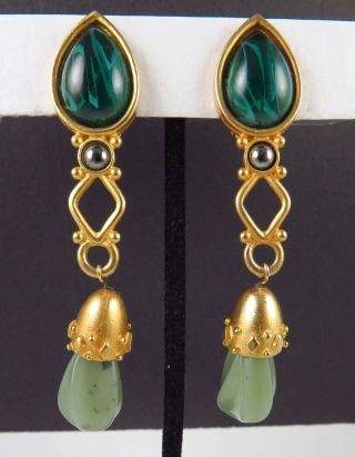 Vintage Signed Leslie Block Gripoix Green Dangle Long Clip Earrings
