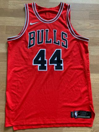 Nikola Mirotic 17 - 18 Game Worn Nike Chicago Bulls Red Jersey,  52,  4