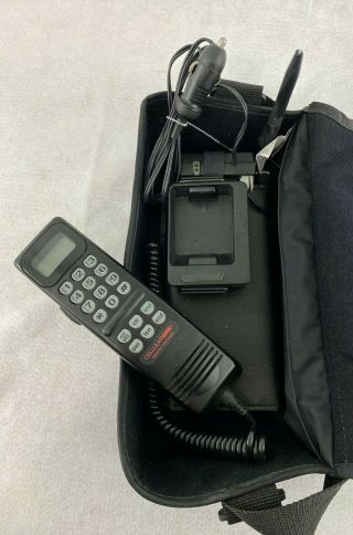 Vintage Motorola SCN2537A Mobile Cellular Car Phone With Bag Case 3