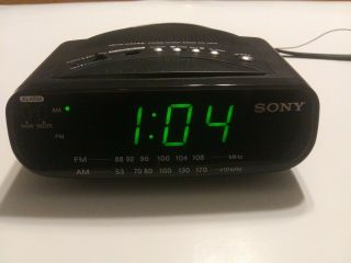 Sony Dream Machine Icf - C212 Am/fm Clock Radio.