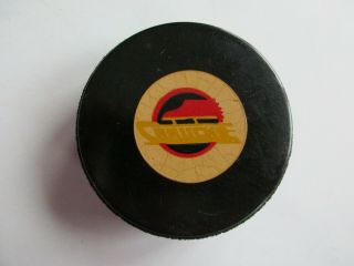 Vintage Nhl Vancouver Canucks Viceroy Official Game Puck - Hole In The Back