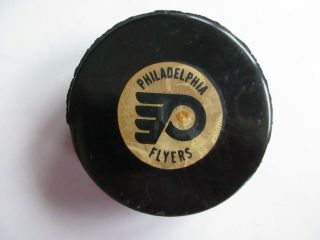 Vintage Nhl Philadelphia Flyers Viceroy Official Game Puck Small Hole In Back
