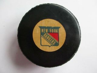 Vintage Nhl York Rangers Viceroy Official Game Puck - Hole In The Back