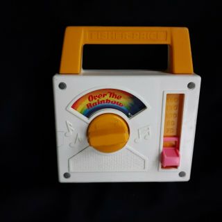 Vintage Fisher Price Radio Wind Up Music Box " Some Where Over The Rainbow " 1981