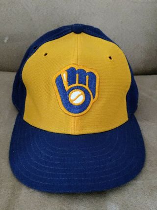 Game - /team Issued Milwaukee Brewers Hat From The 1980s
