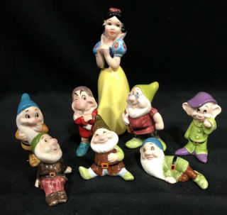 Vintage Walt Disney Productions Snow White And The Seven Dwarfs Figurines Japan