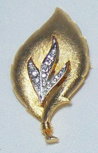 Vintage Jj Clear Crystal Rhinestone Brushed Gold Tone Leaf Pin