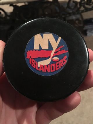 Vintage Viceroy Hockey Game Puck Nhl York Islanders